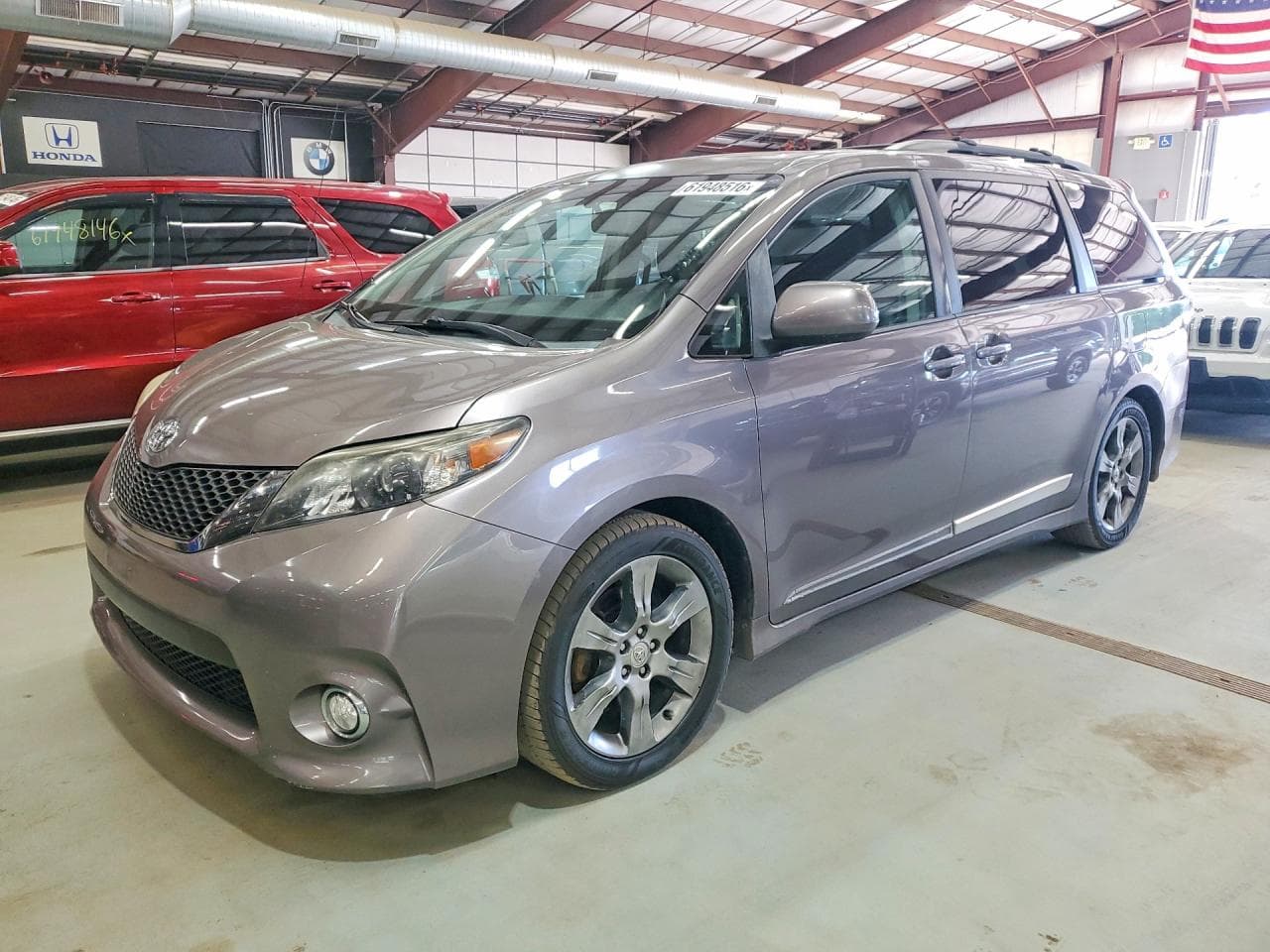 TOYOTA SIENNA