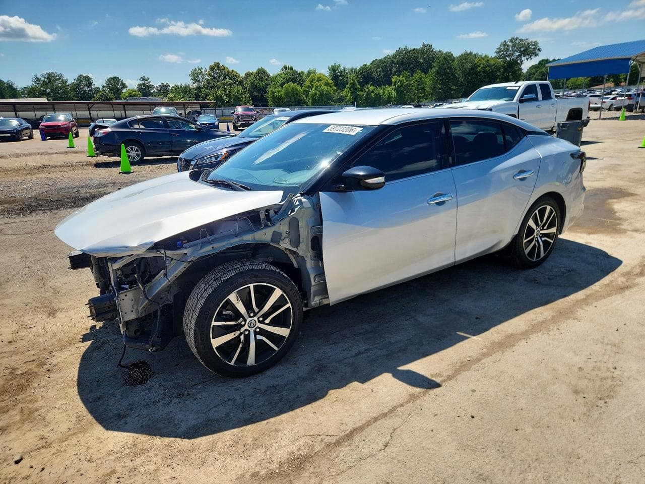 NISSAN MAXIMA