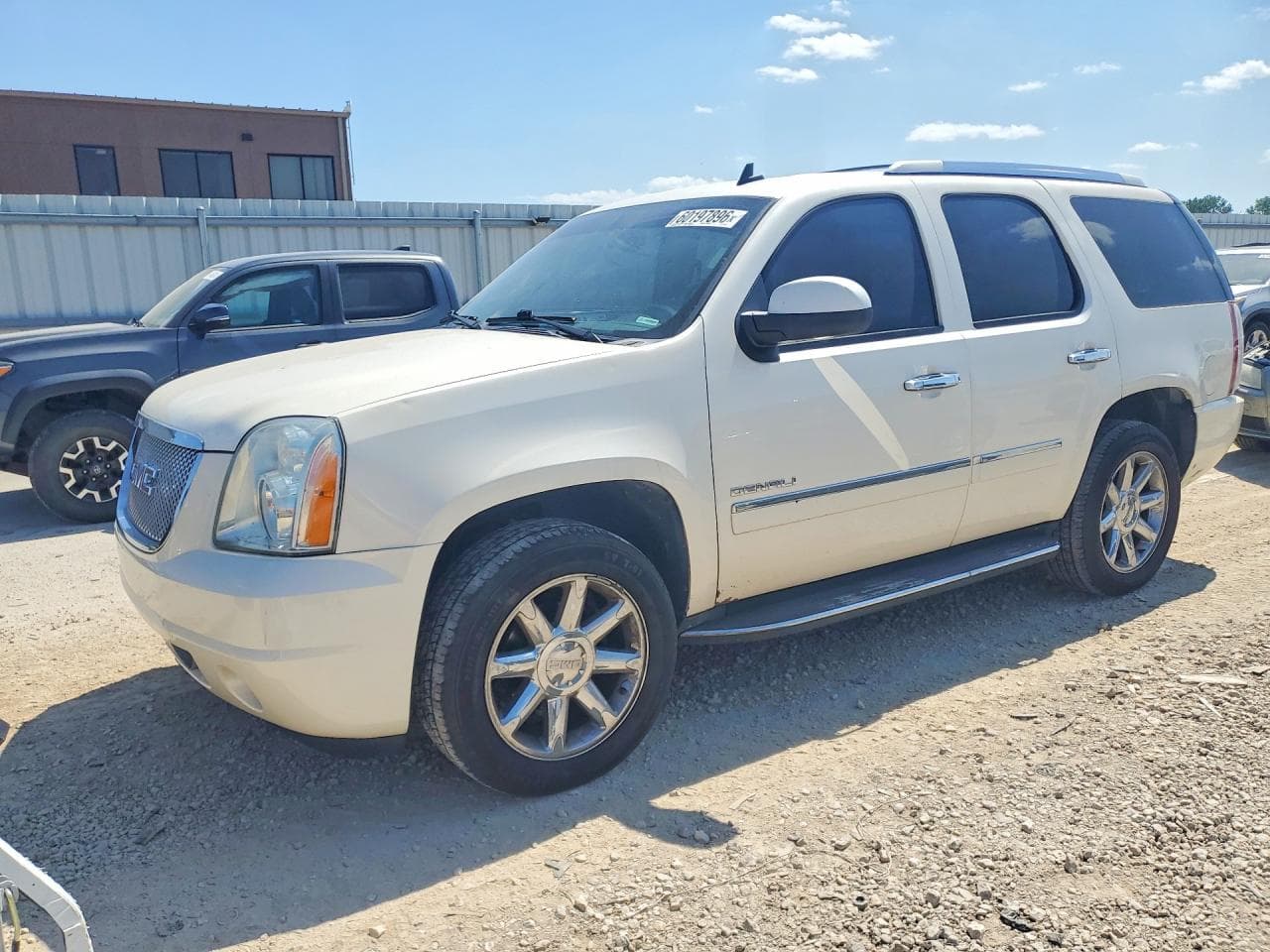 GMC YUKON