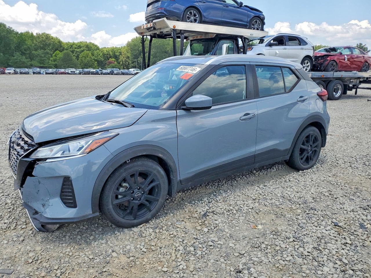 NISSAN KICKS