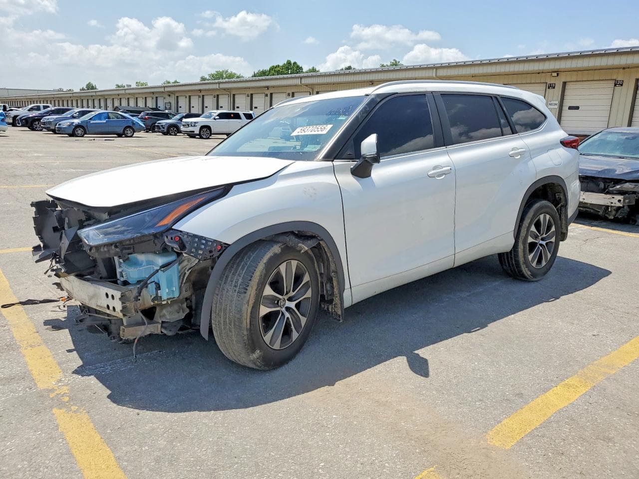 TOYOTA HIGHLANDER