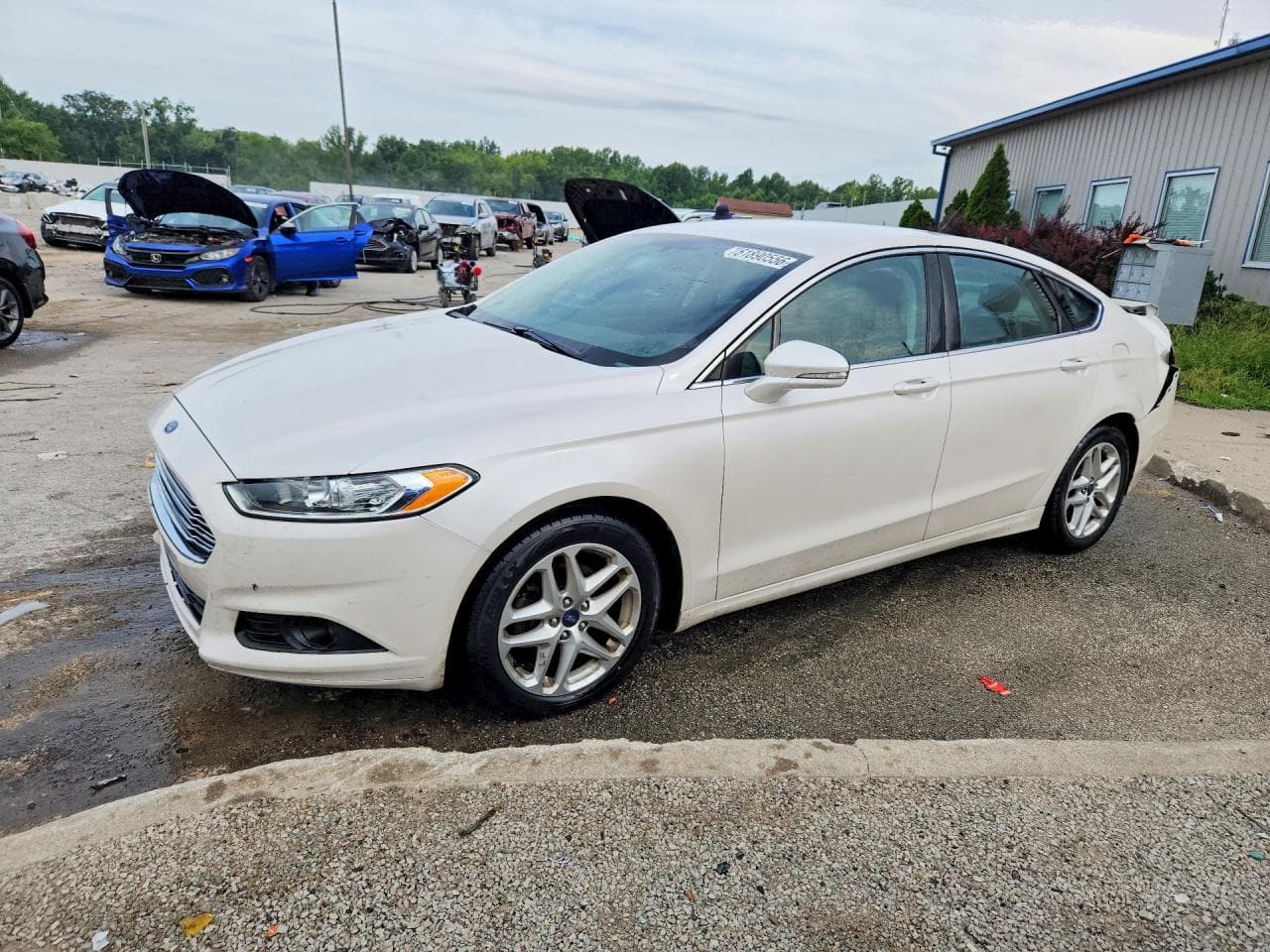 FORD FUSION