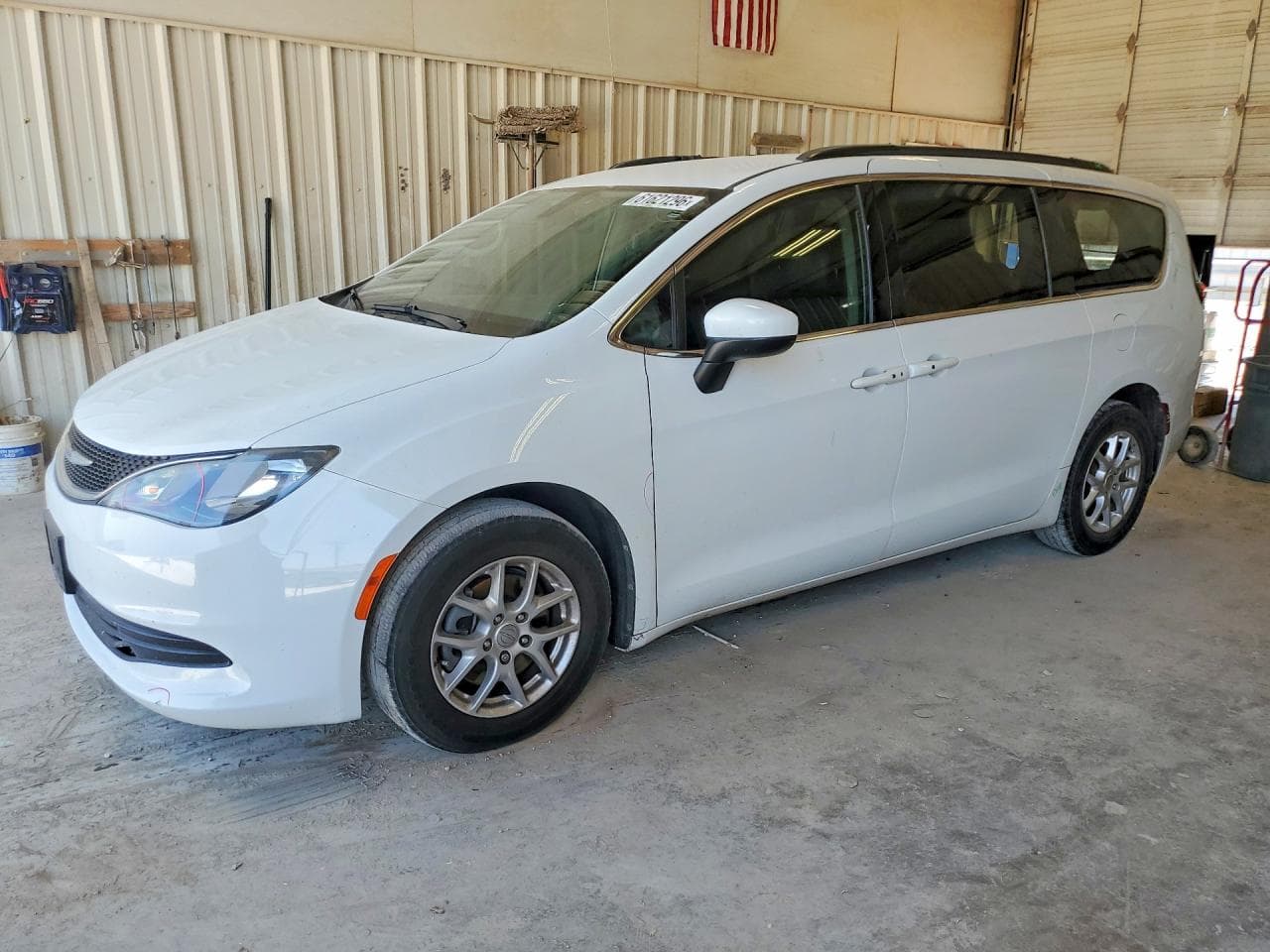 CHRYSLER MINIVAN