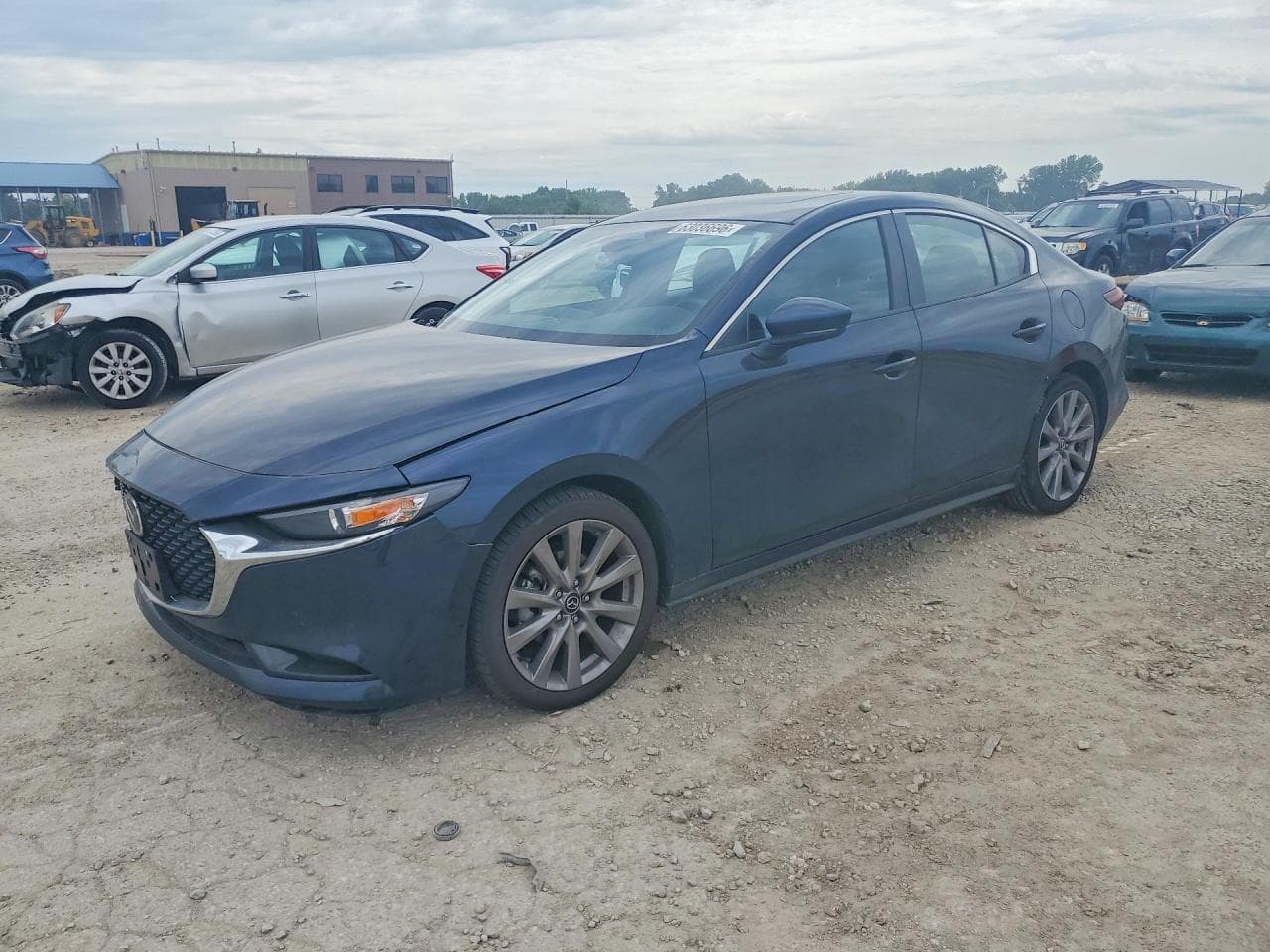 MAZDA 3