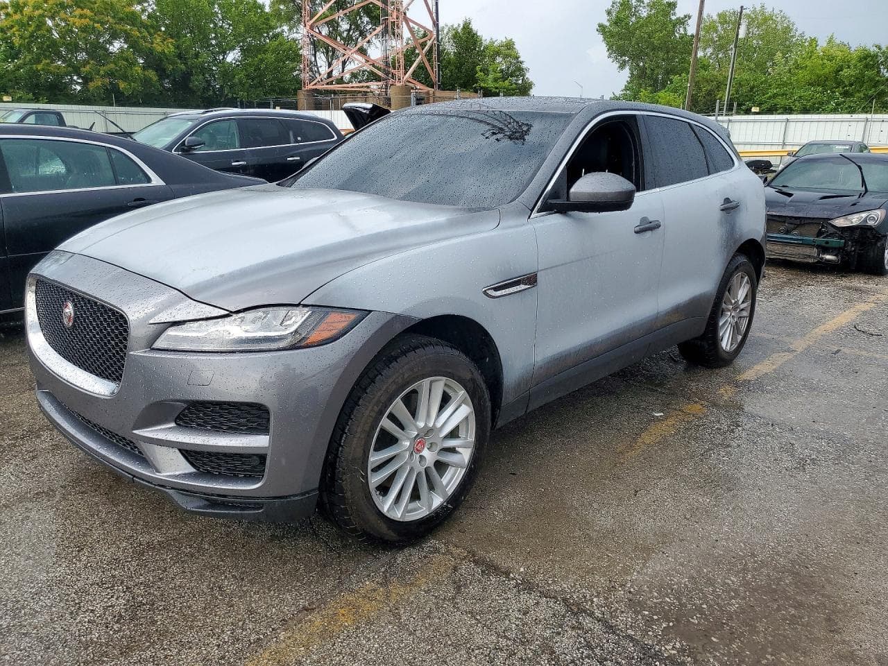 JAGUAR F-PACE