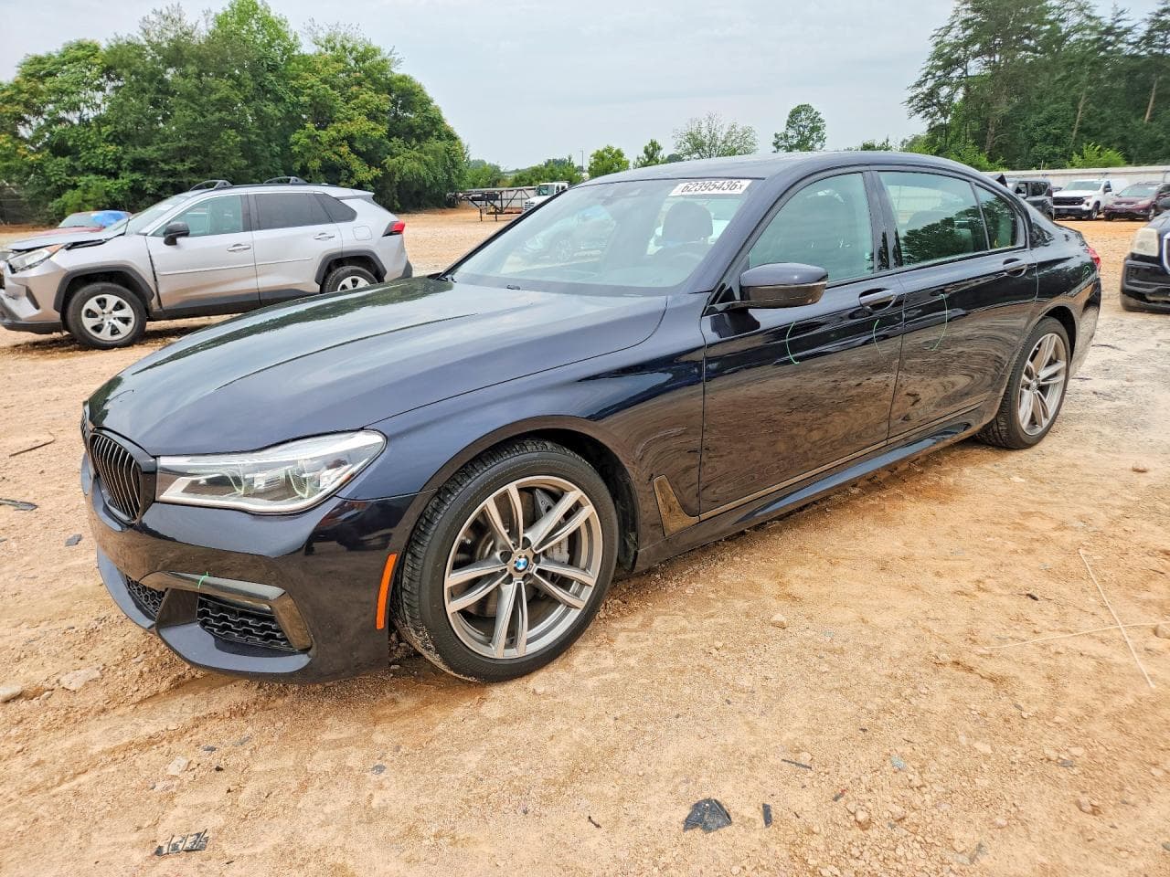 BMW 750