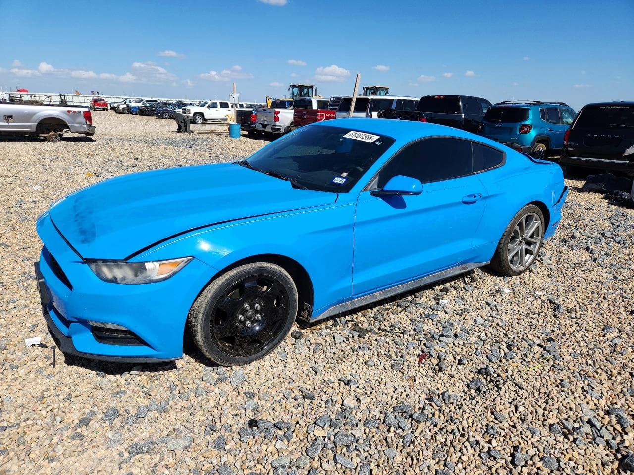 FORD MUSTANG