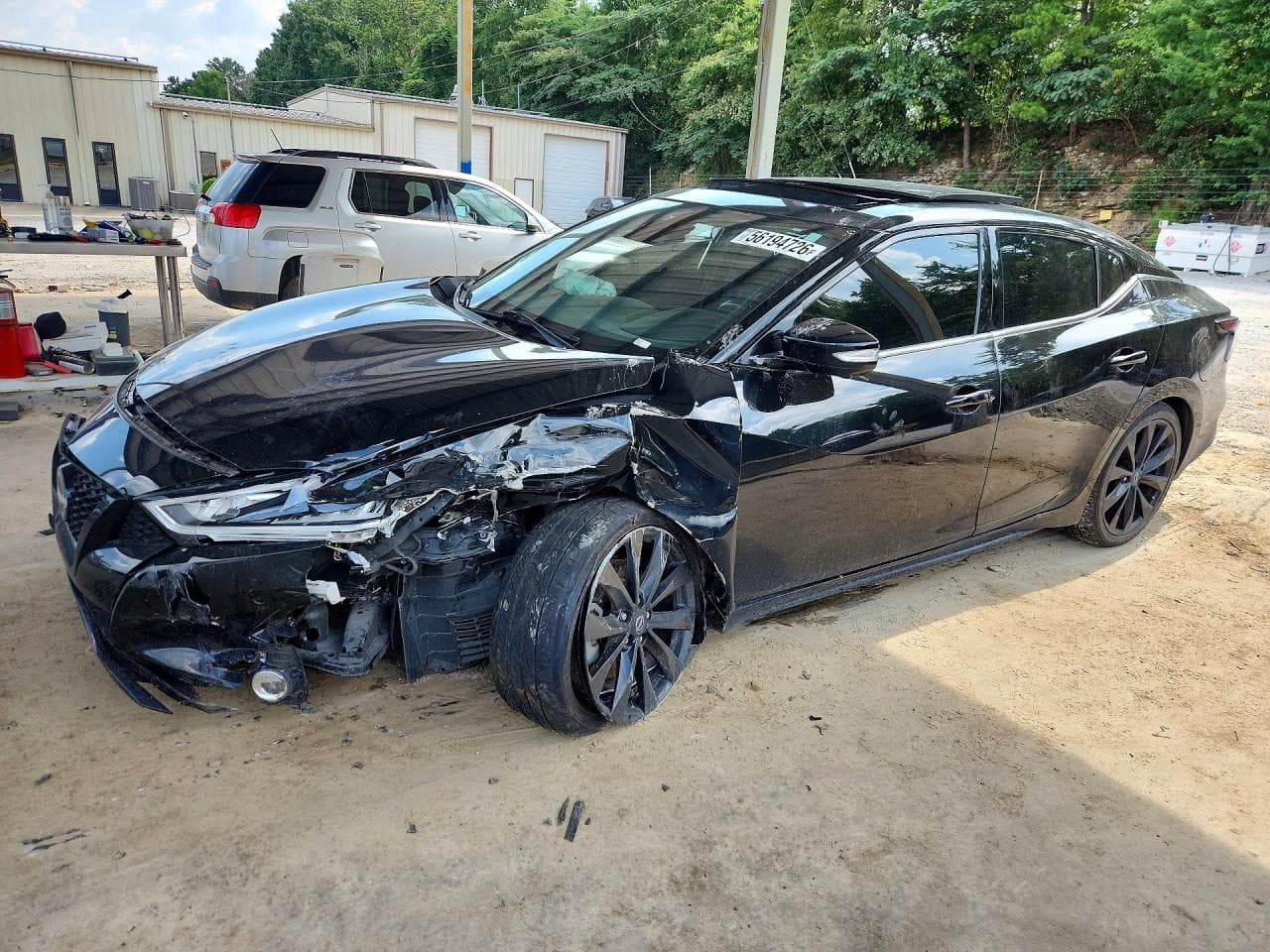 NISSAN MAXIMA