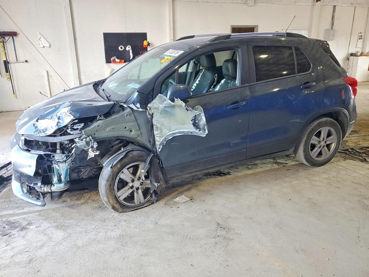 CHEVROLET TRAX