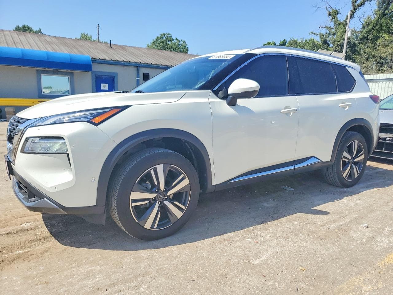 NISSAN ROGUE