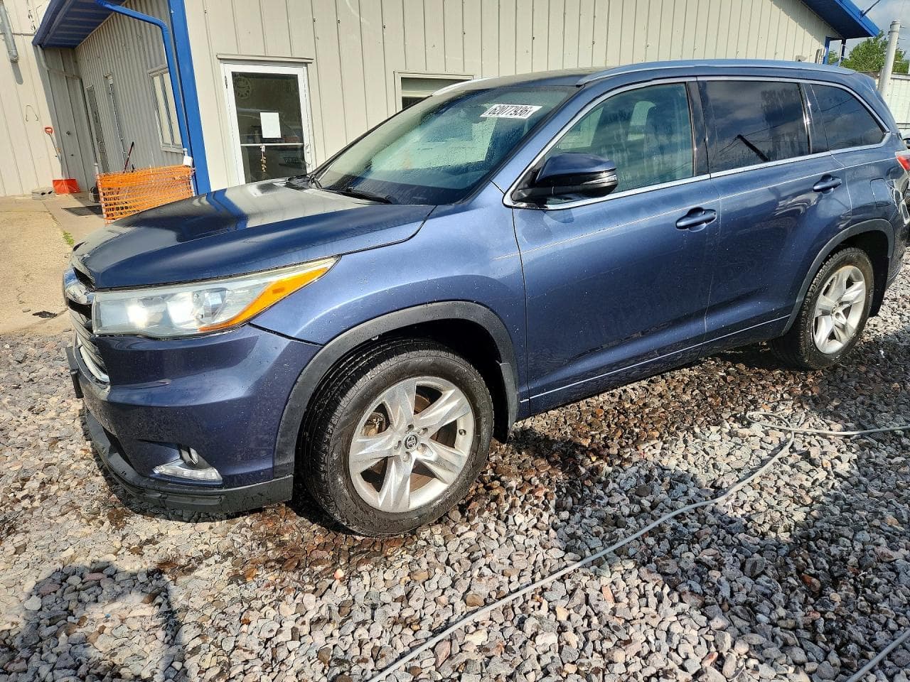 TOYOTA HIGHLANDER