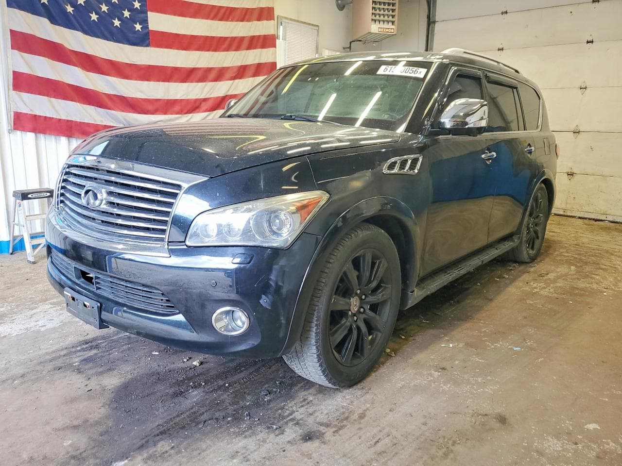 INFINITI QX56