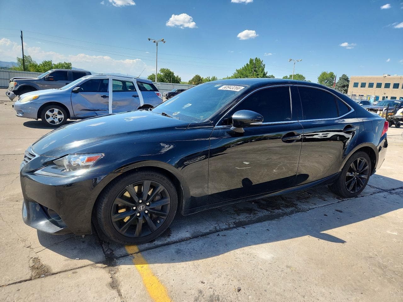 LEXUS IS
