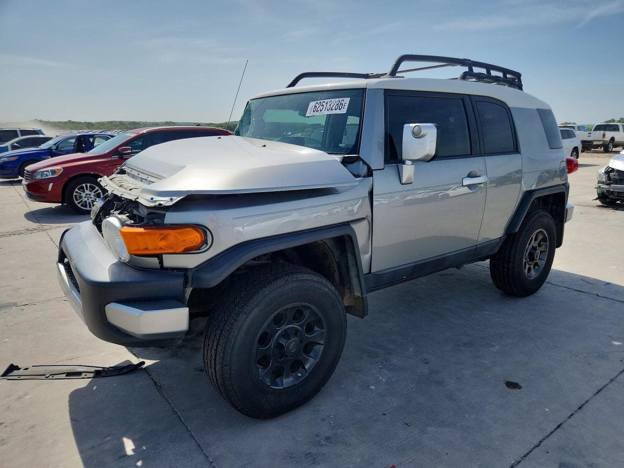 2012 TOYOTA FJ CRUISER