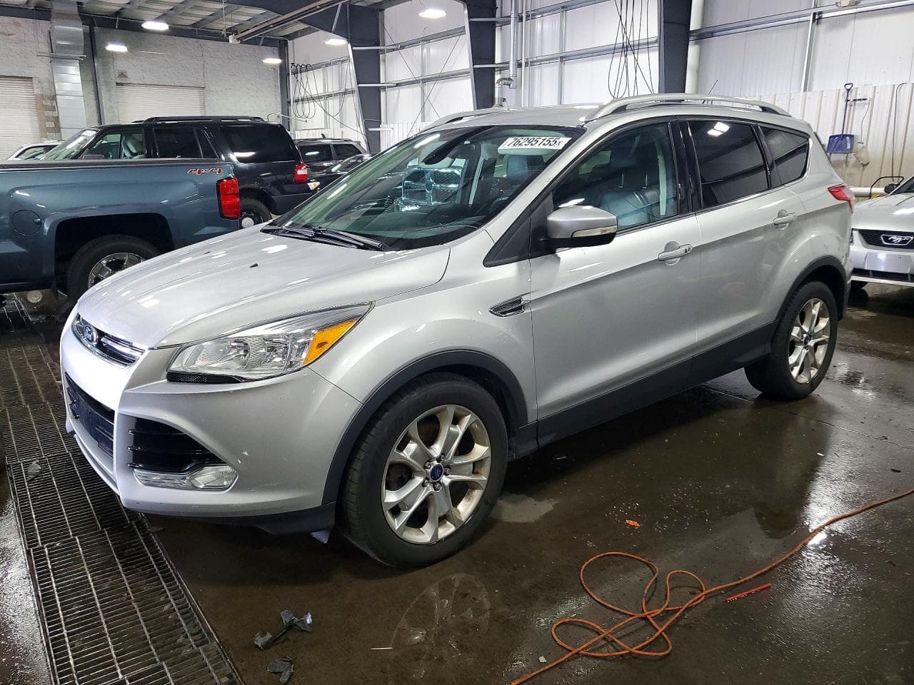 FORD ESCAPE