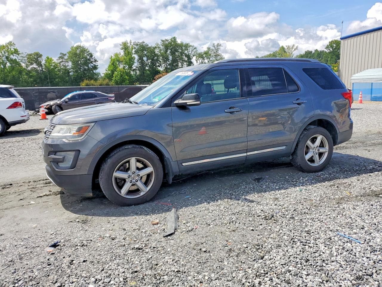 FORD EXPLORER
