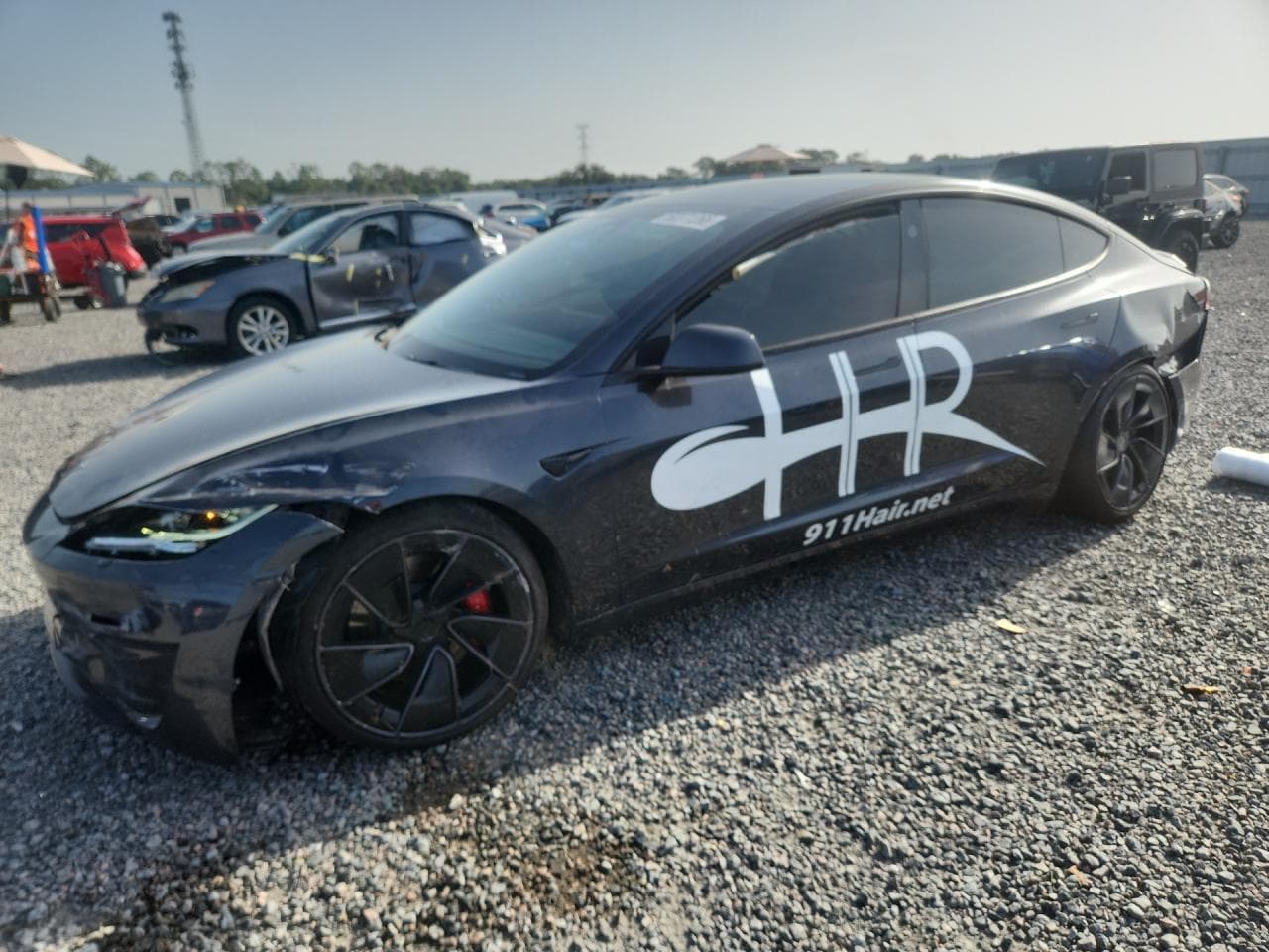 TESLA MODEL 3