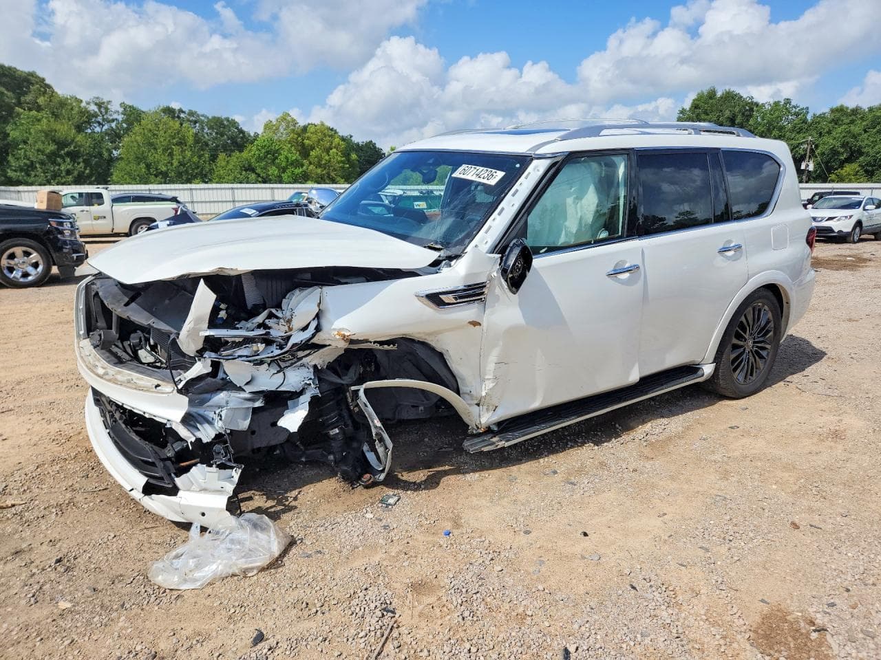 INFINITI QX80