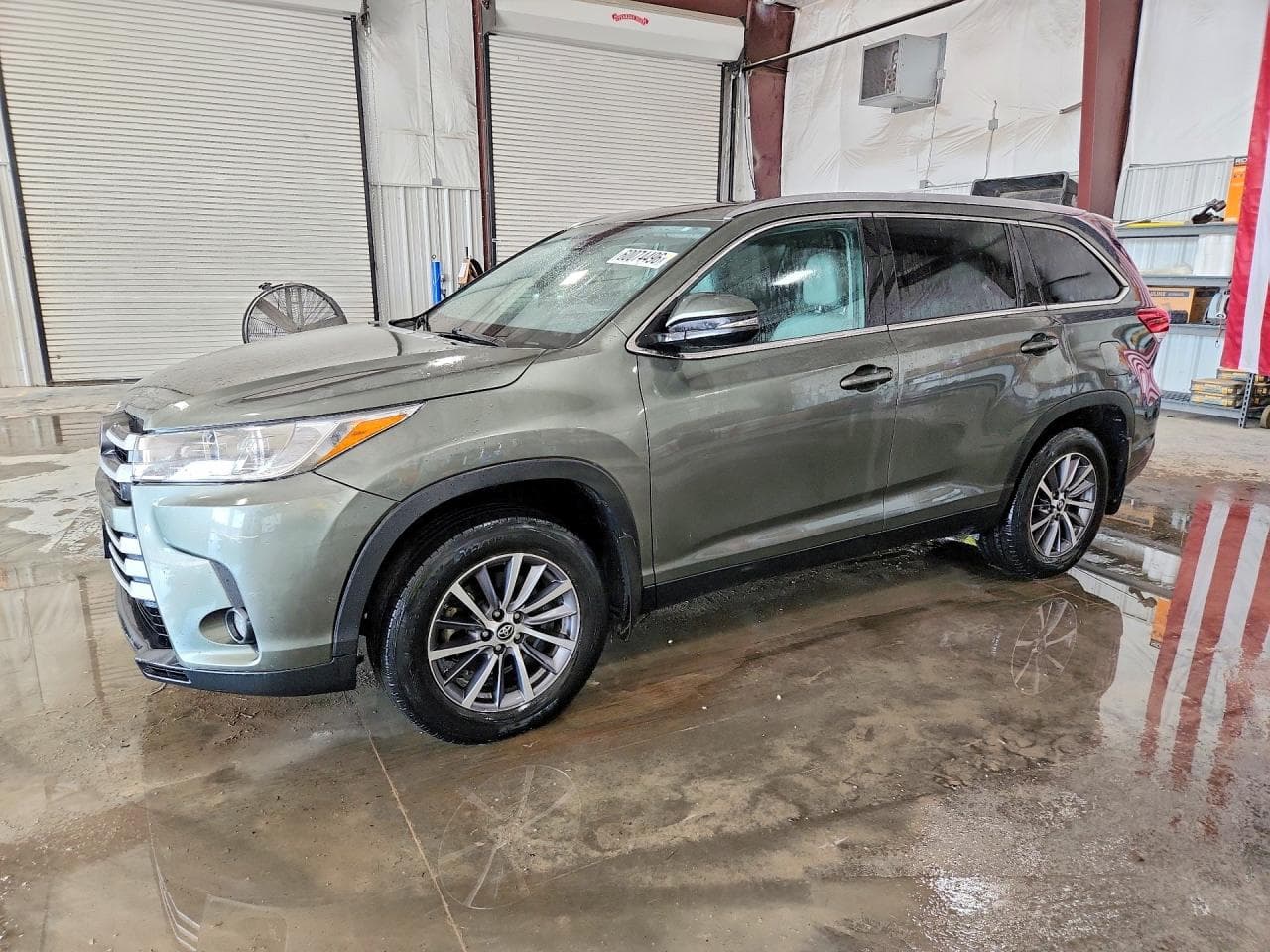 TOYOTA HIGHLANDER