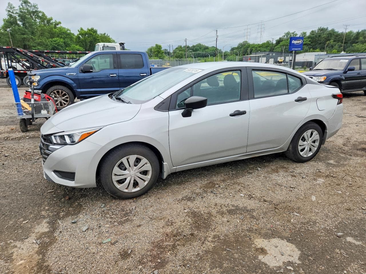 NISSAN VERSA