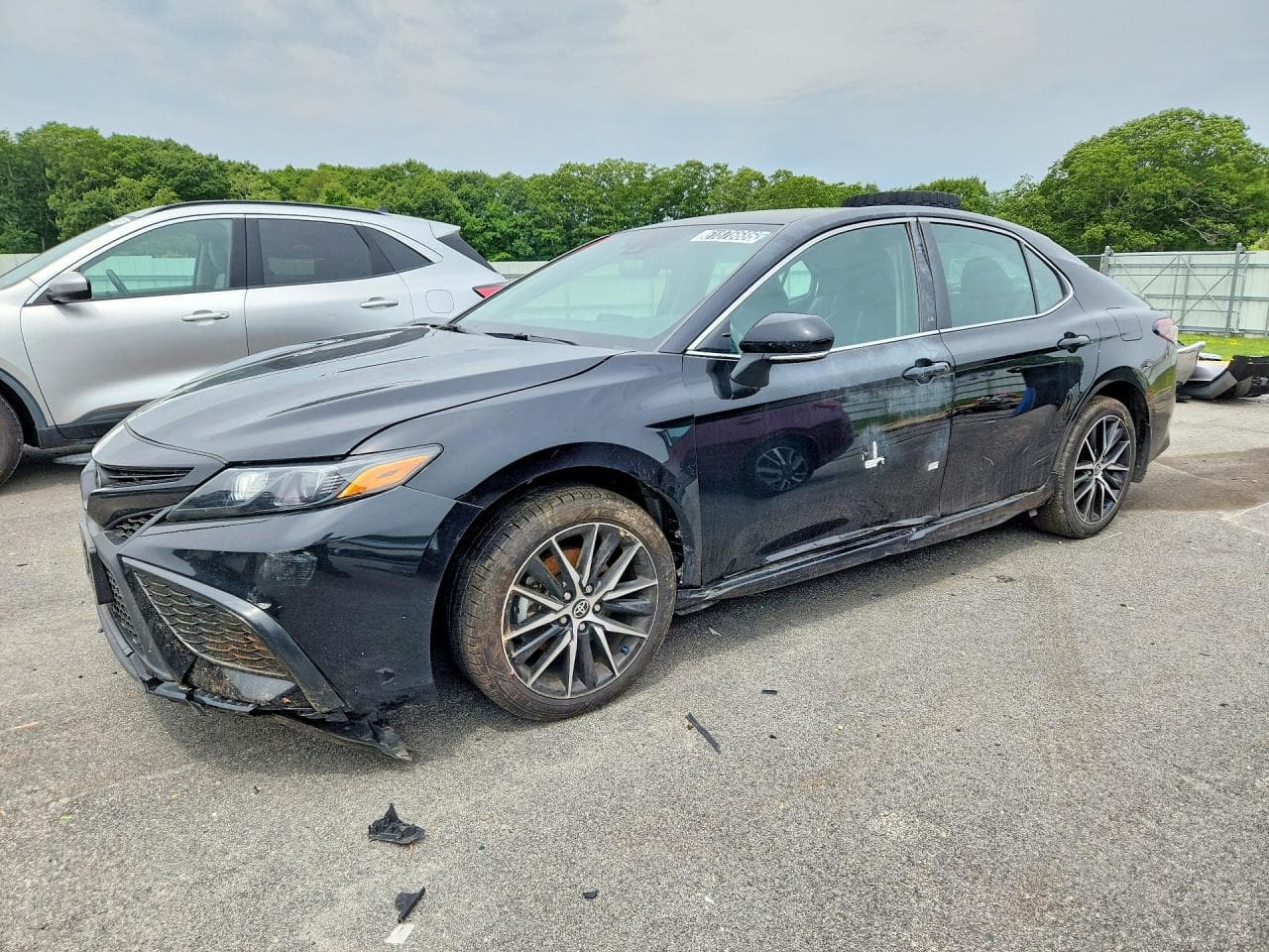 TOYOTA CAMRY