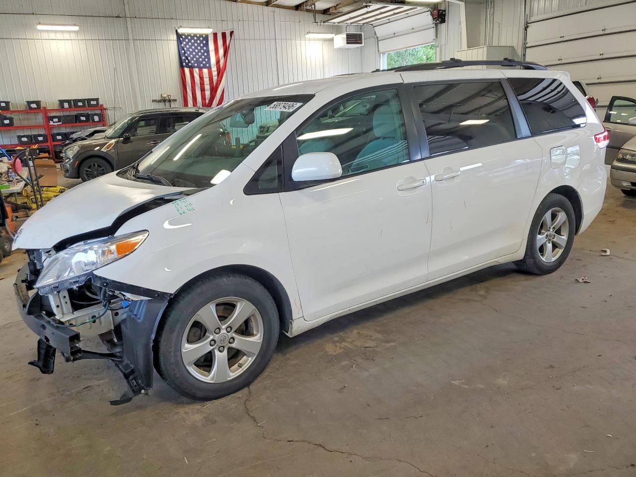 TOYOTA SIENNA
