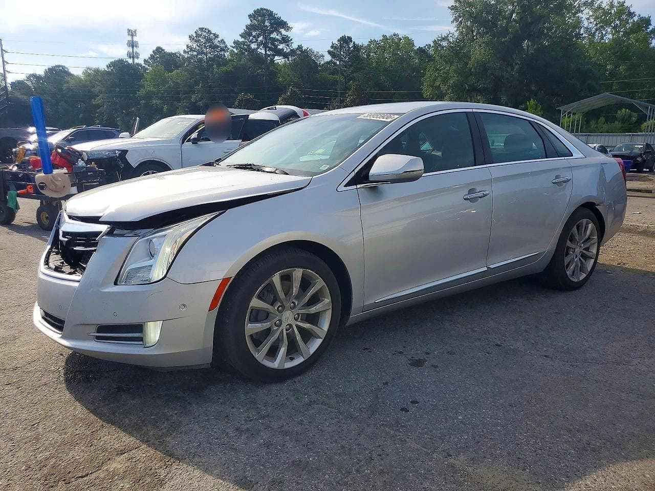 CADILLAC XTS