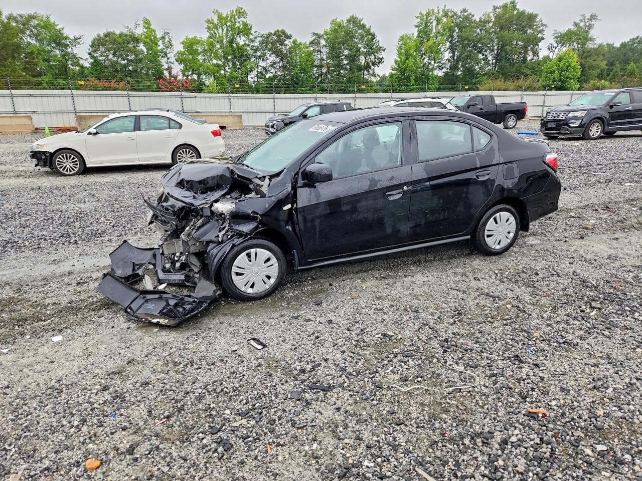 MITSUBISHI MIRAGE