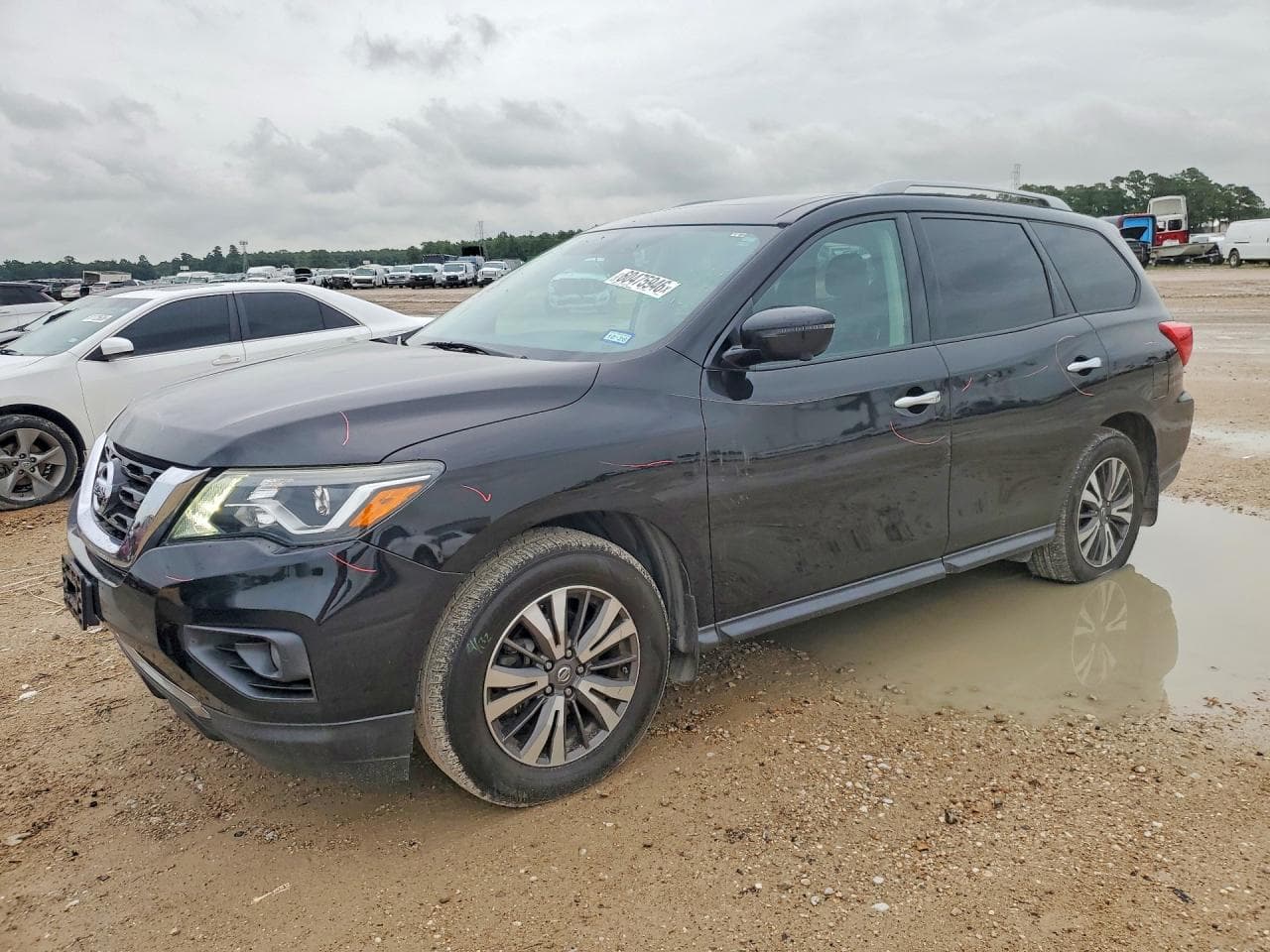 2017 NISSAN PATHFINDER