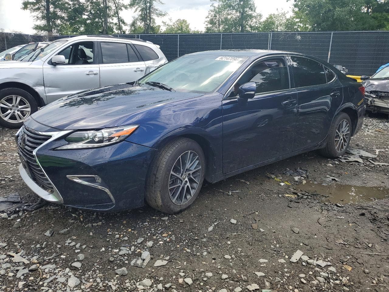 LEXUS ES