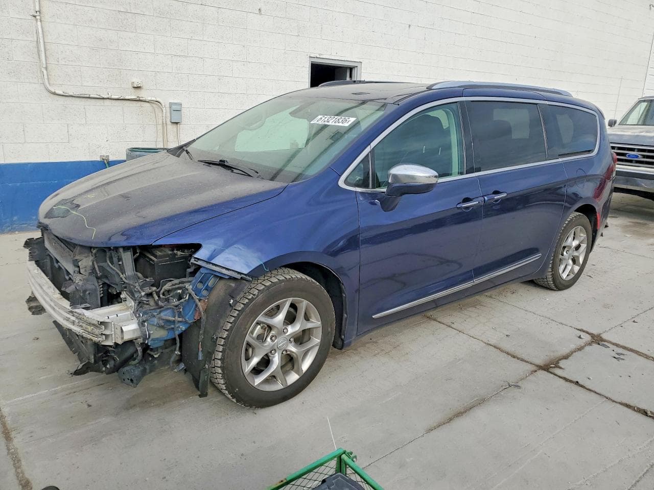 CHRYSLER PACIFICA