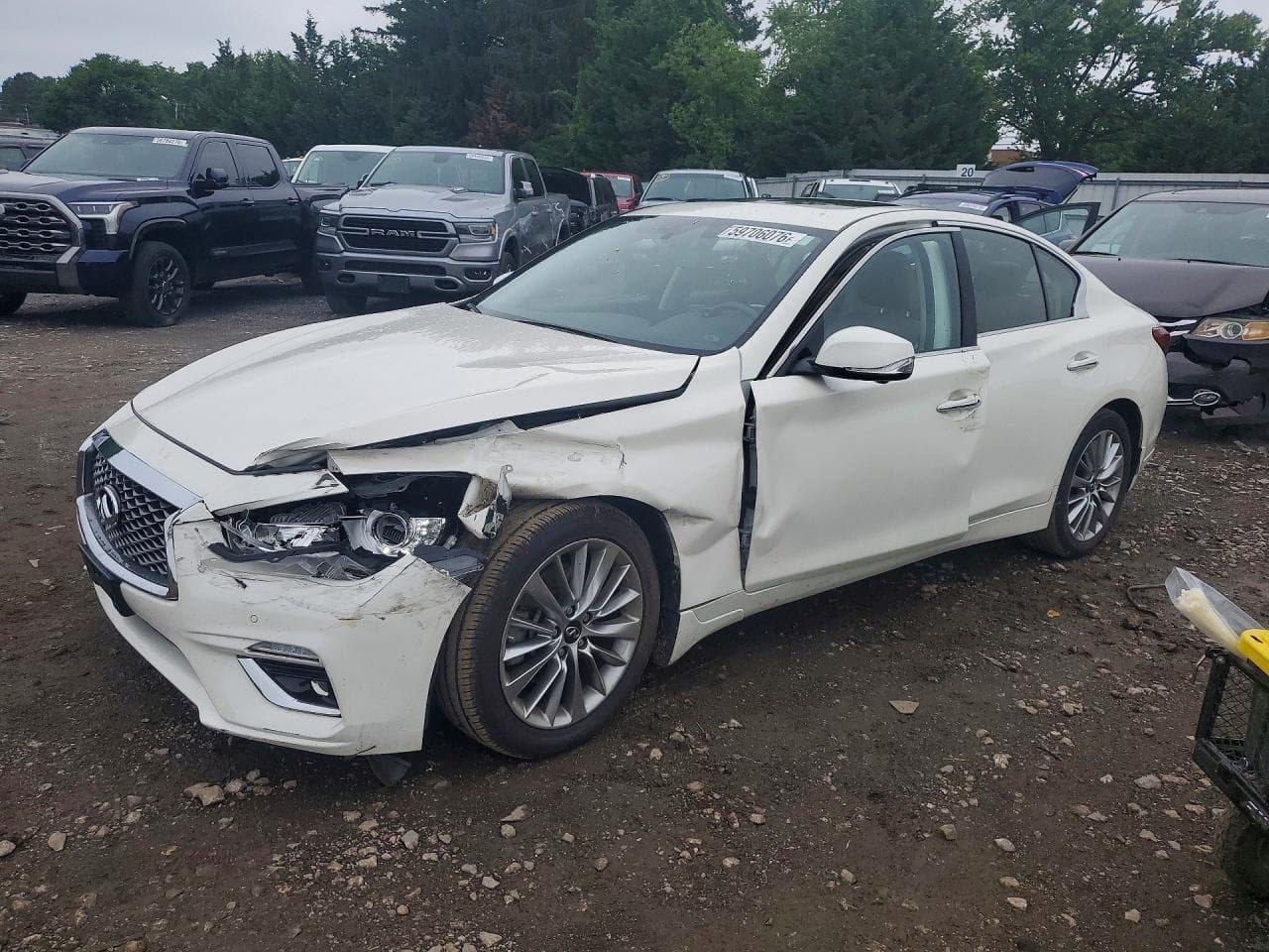 INFINITI Q50