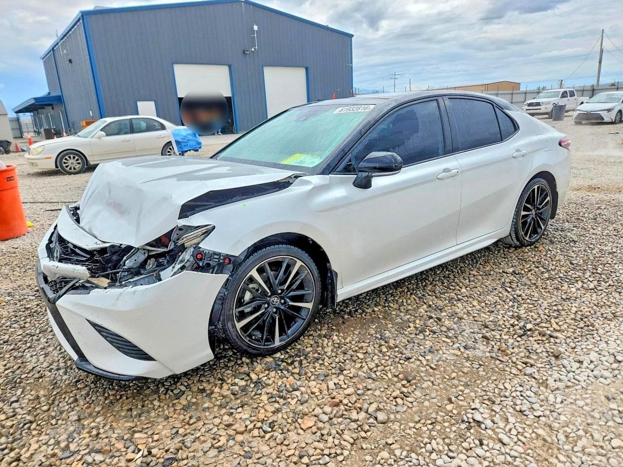 TOYOTA CAMRY