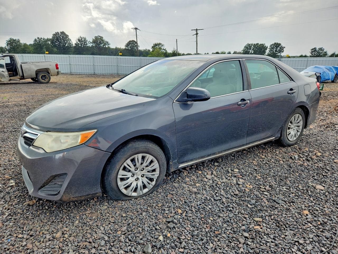 TOYOTA CAMRY