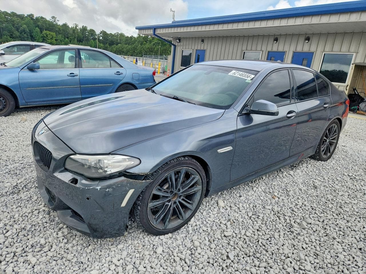 BMW 528