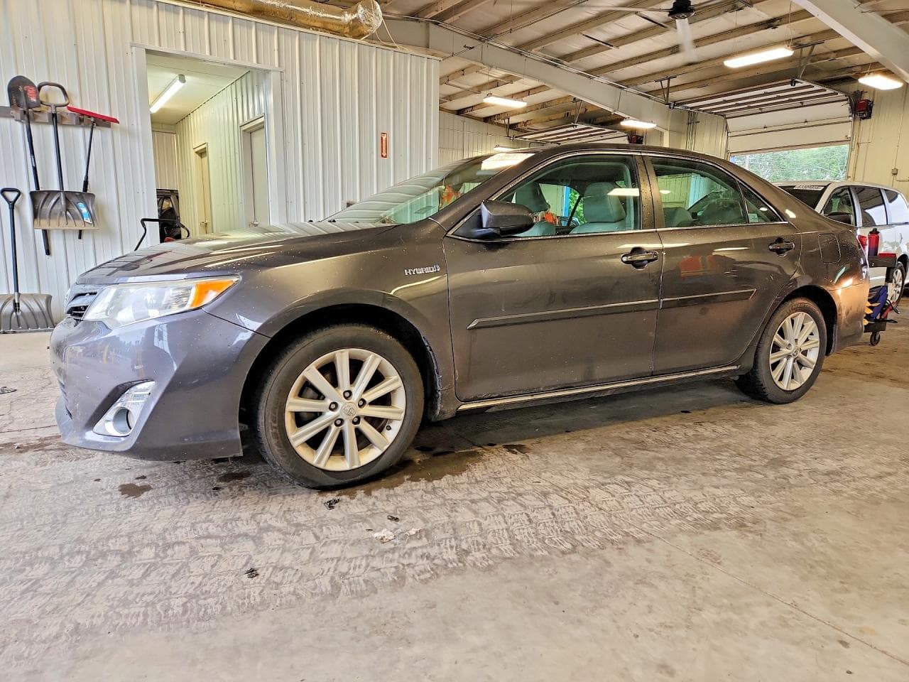TOYOTA CAMRY SOLA