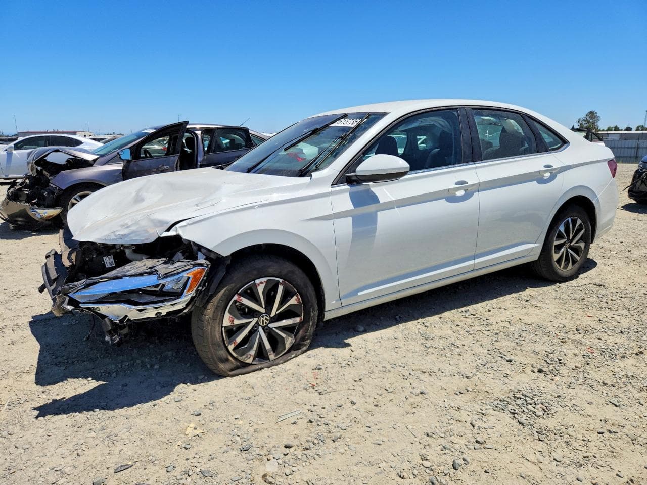 VOLKSWAGEN JETTA