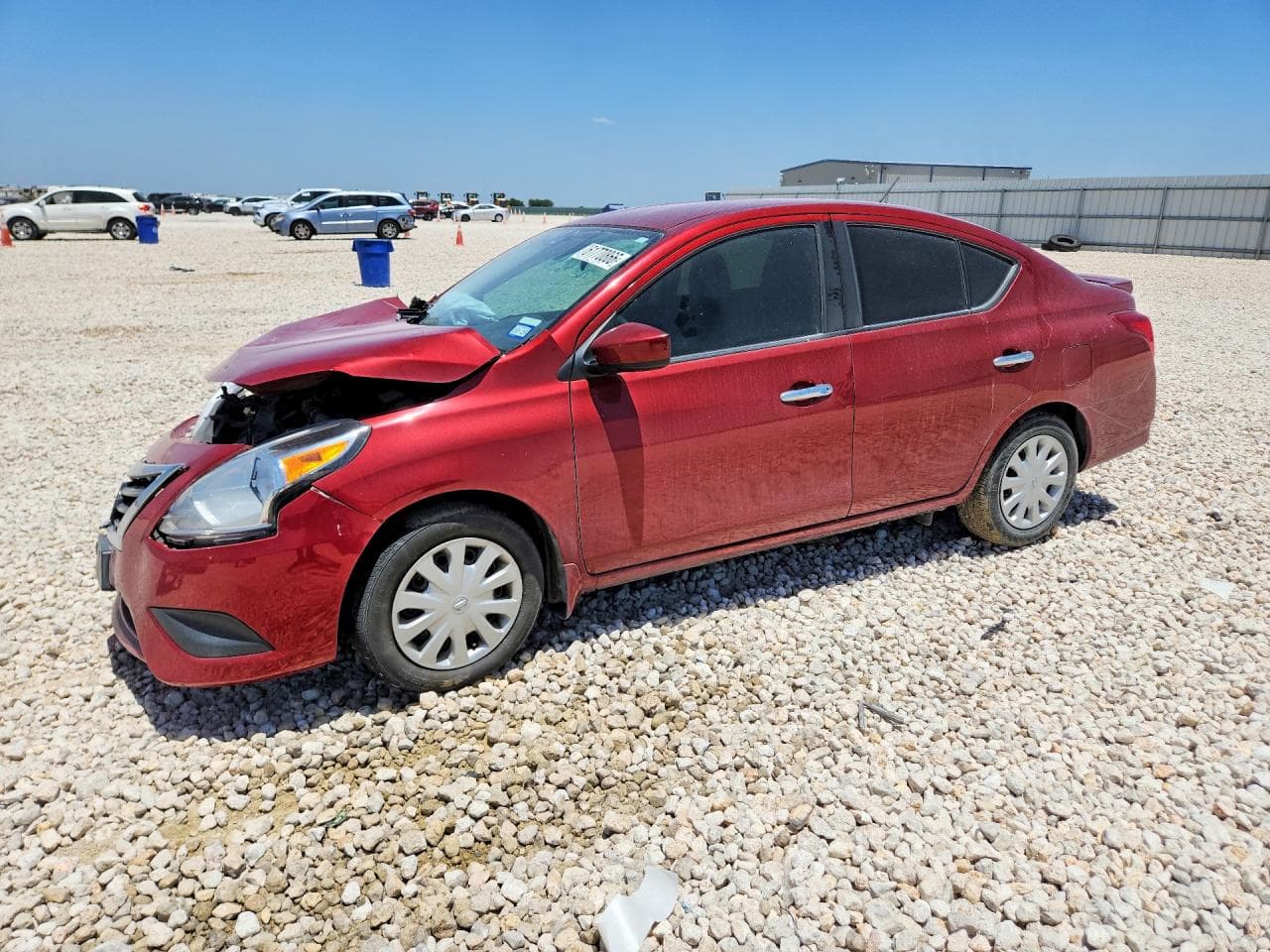 NISSAN VERSA
