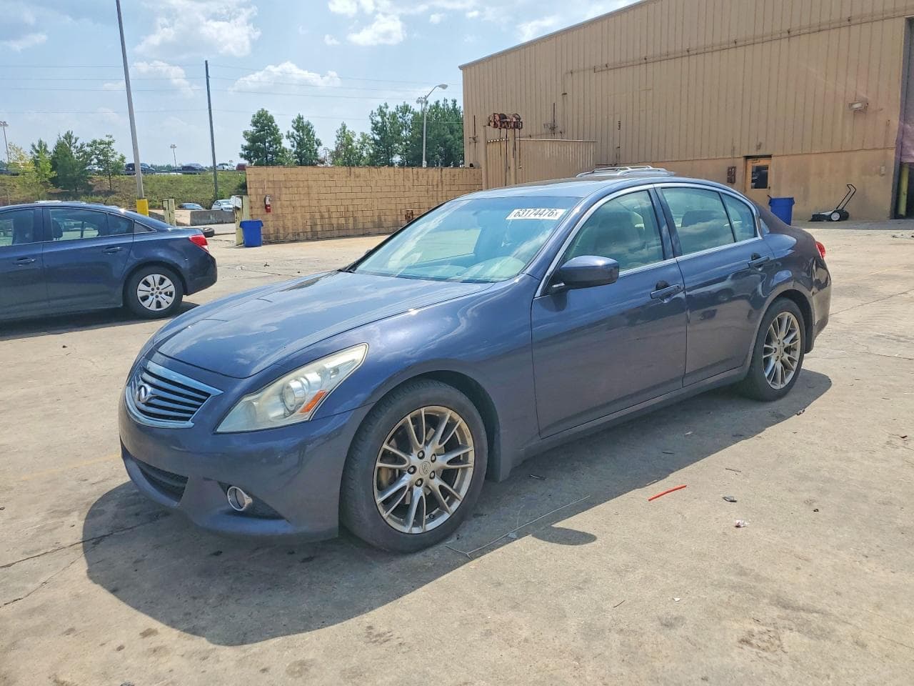 INFINITI G37 SEDAN