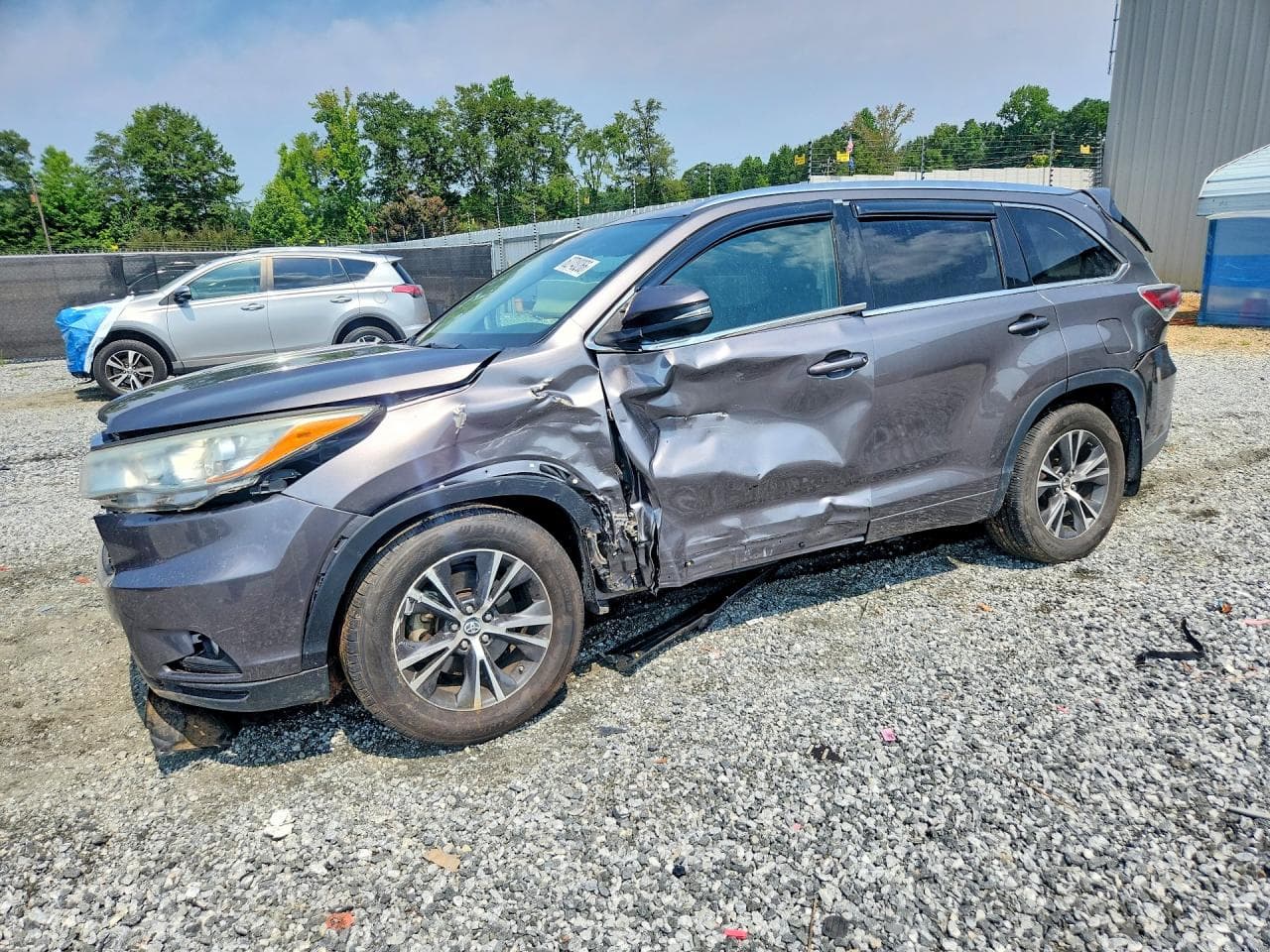 TOYOTA HIGHLANDER