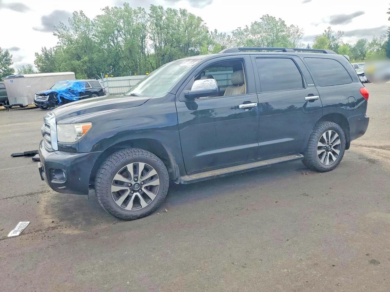 TOYOTA SEQUOIA