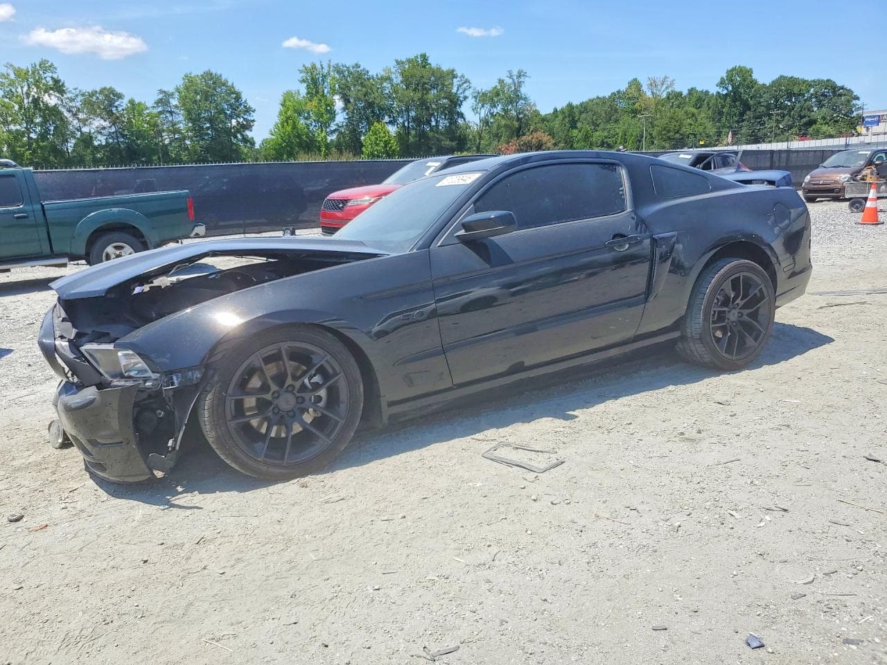 FORD MUSTANG