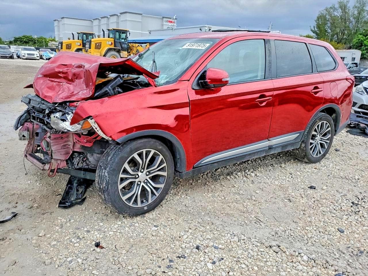 MITSUBISHI OUTLANDER