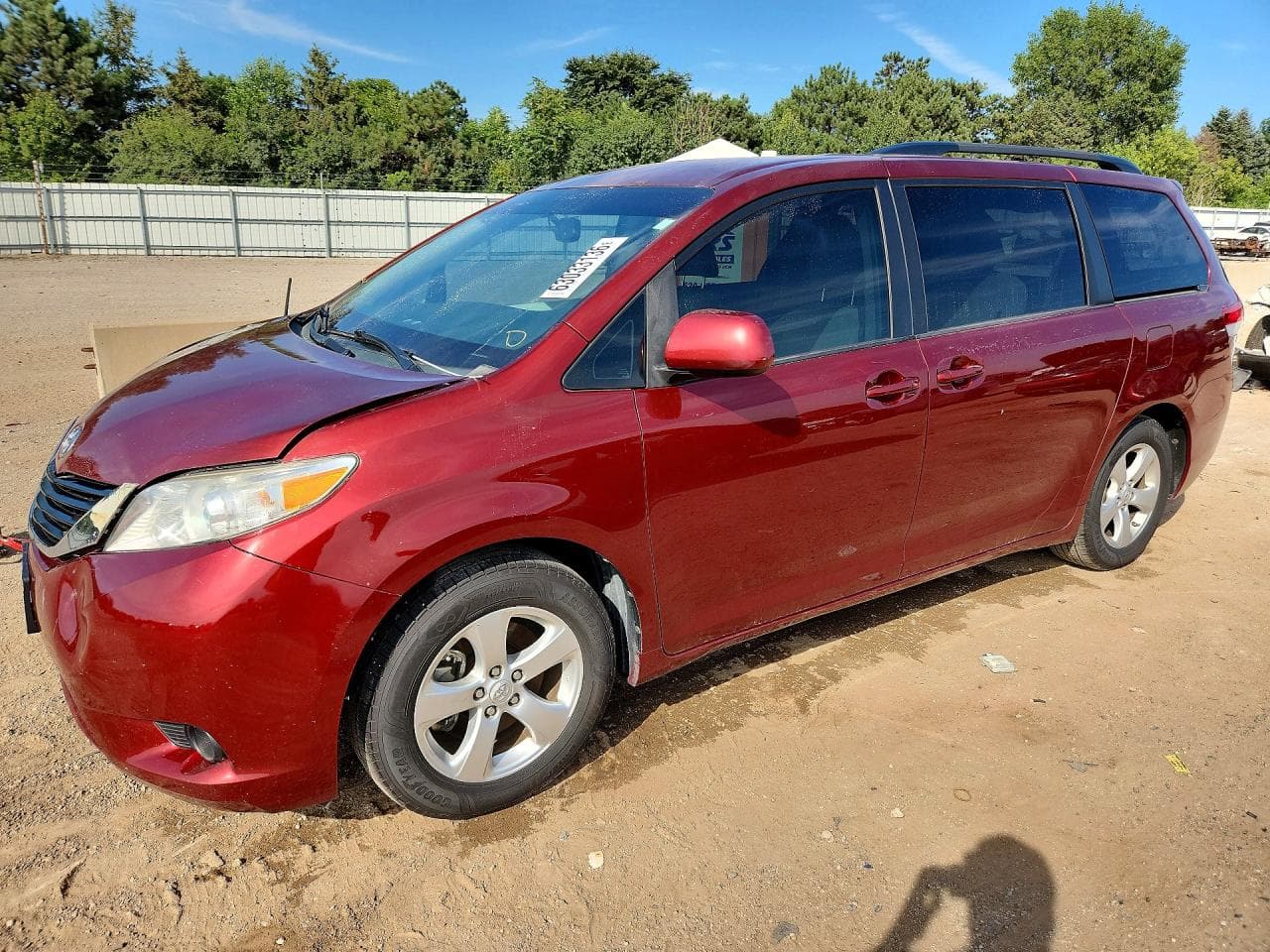 TOYOTA SIENNA