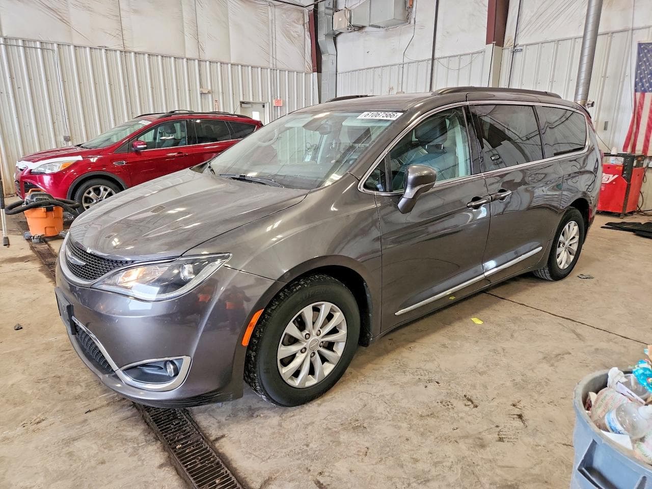 CHRYSLER PACIFICA