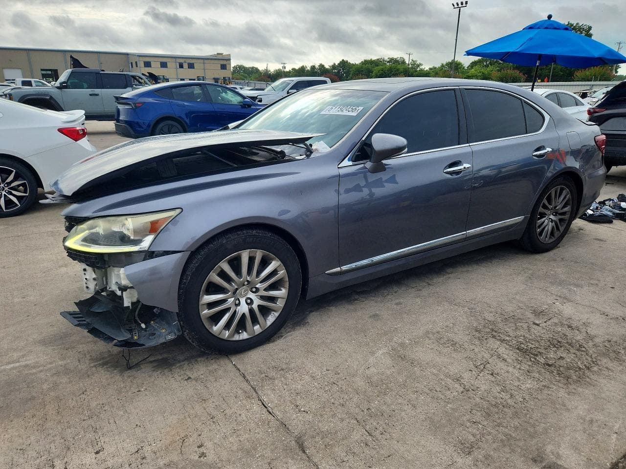 LEXUS LS460