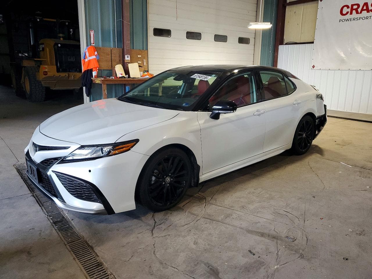 TOYOTA CAMRY