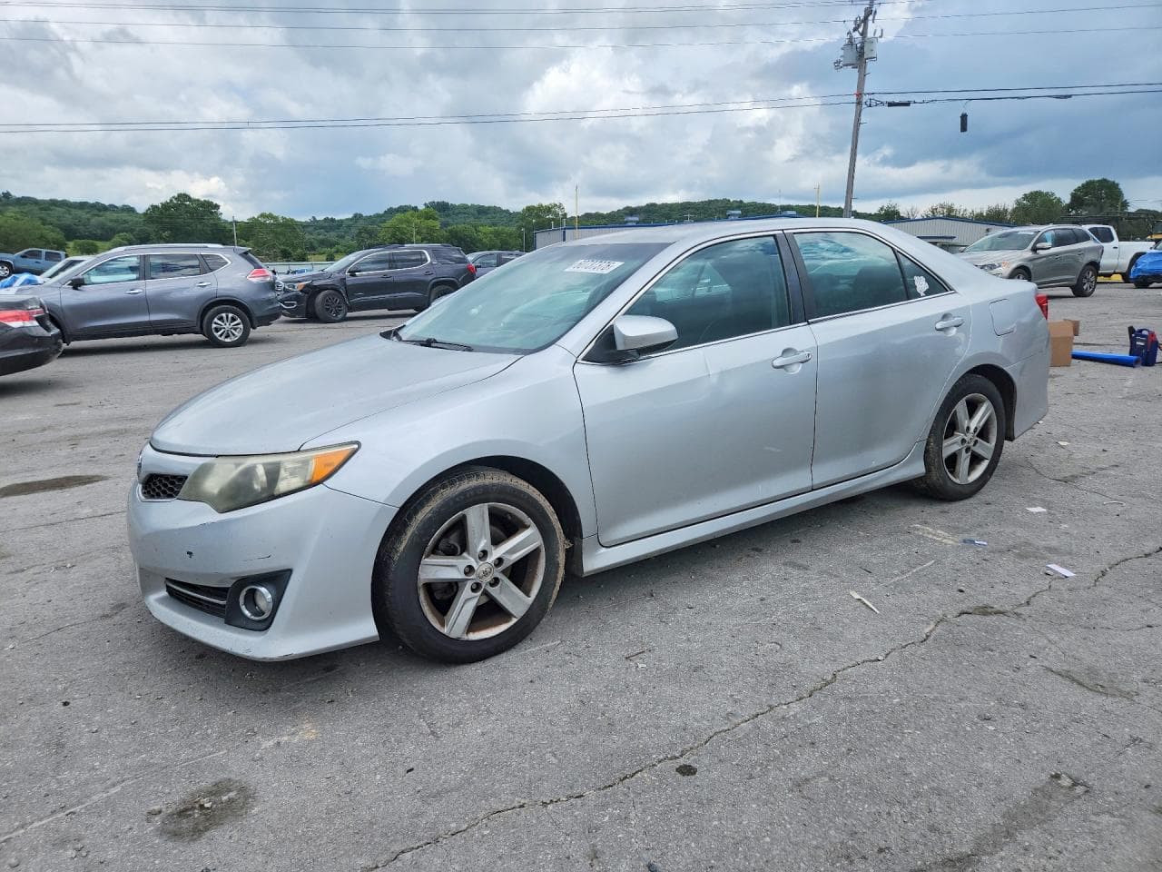 TOYOTA CAMRY