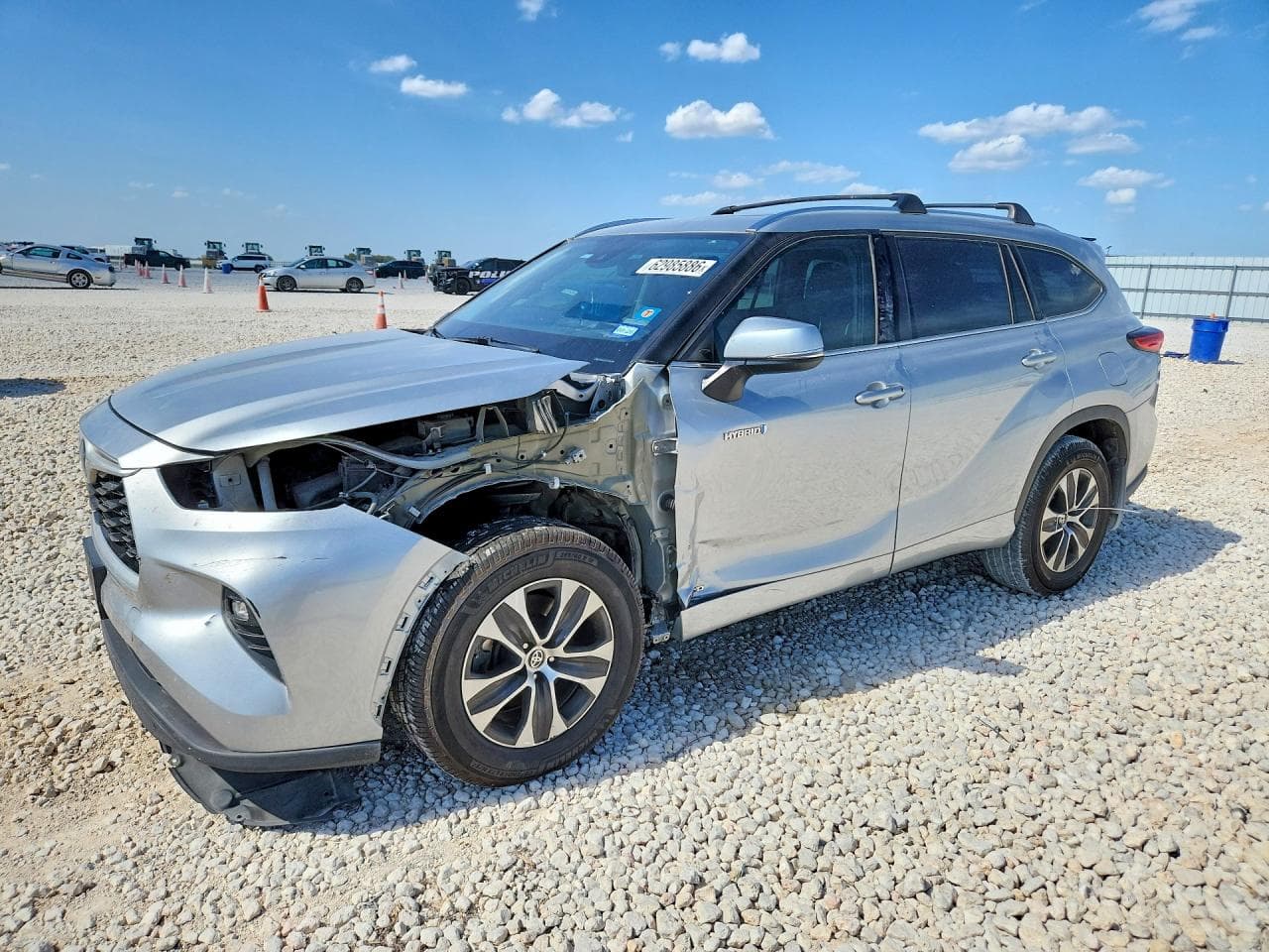 TOYOTA HIGHLANDER