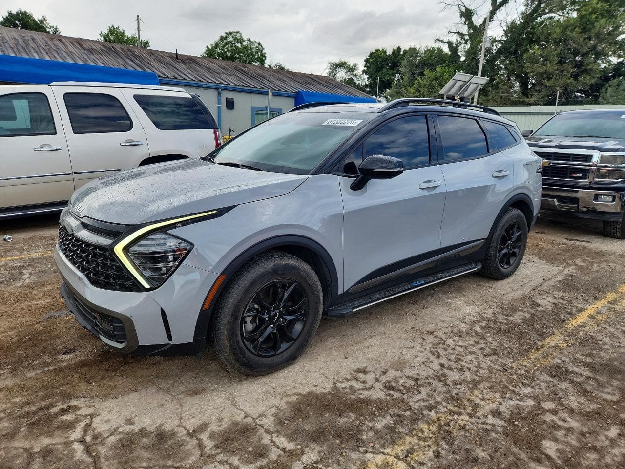 2023 KIA SPORTAGE X